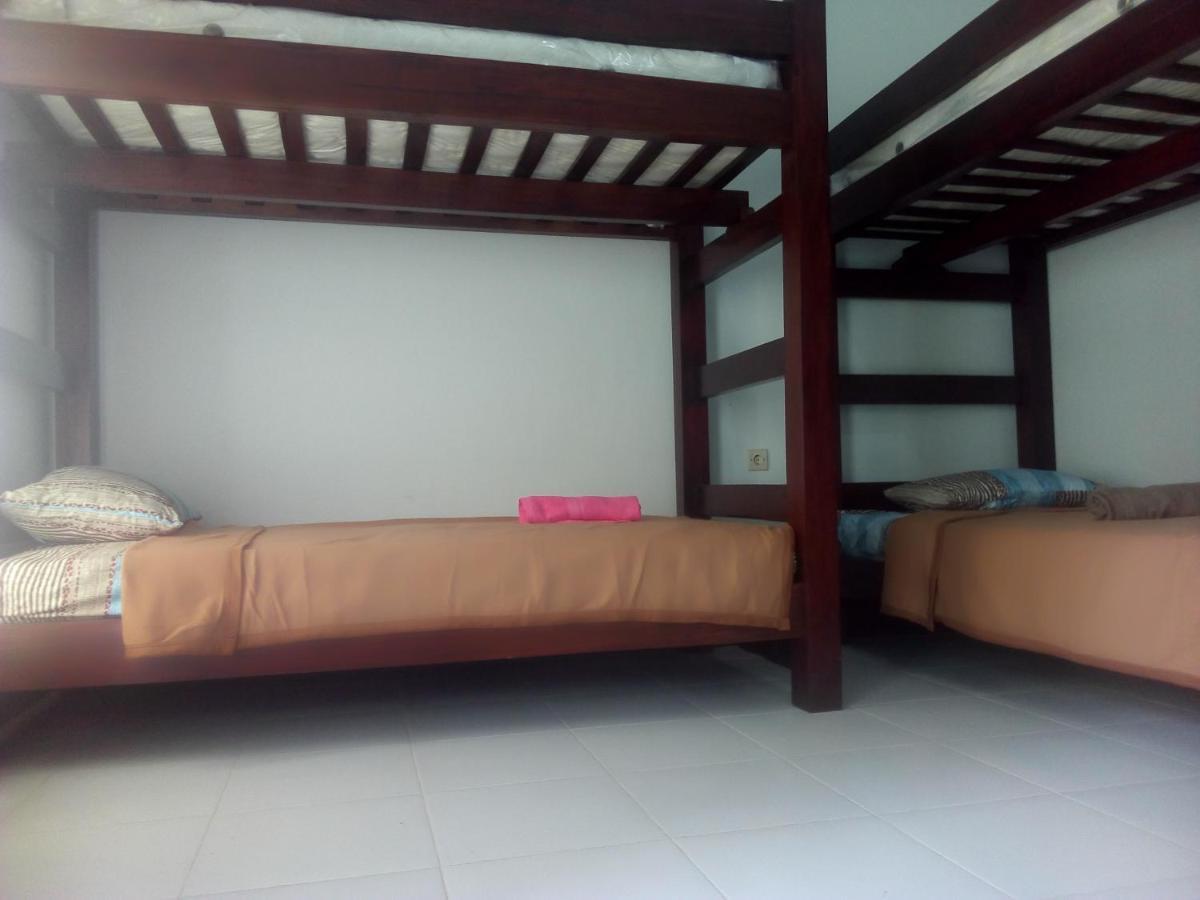 Ariata Arya Hostel Kuta  Luaran gambar