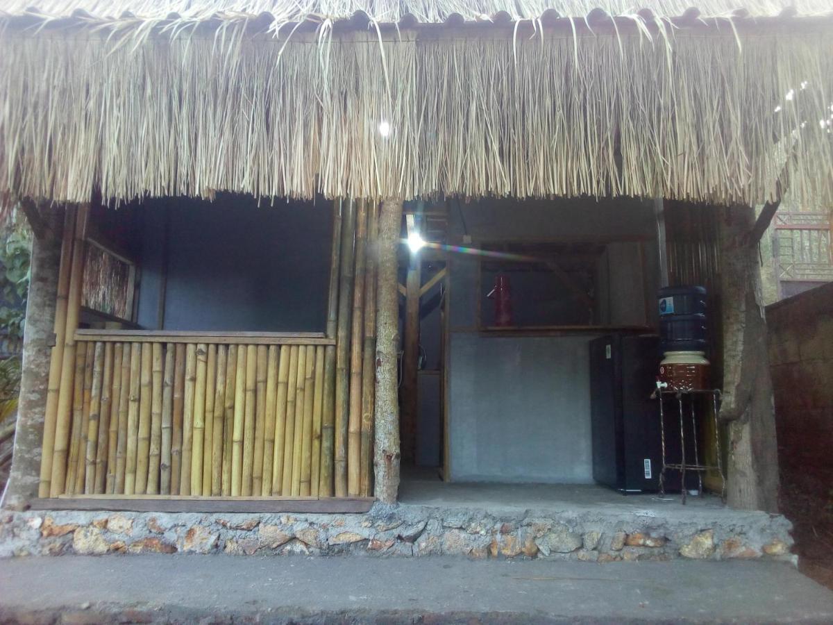 Ariata Arya Hostel Kuta  Luaran gambar