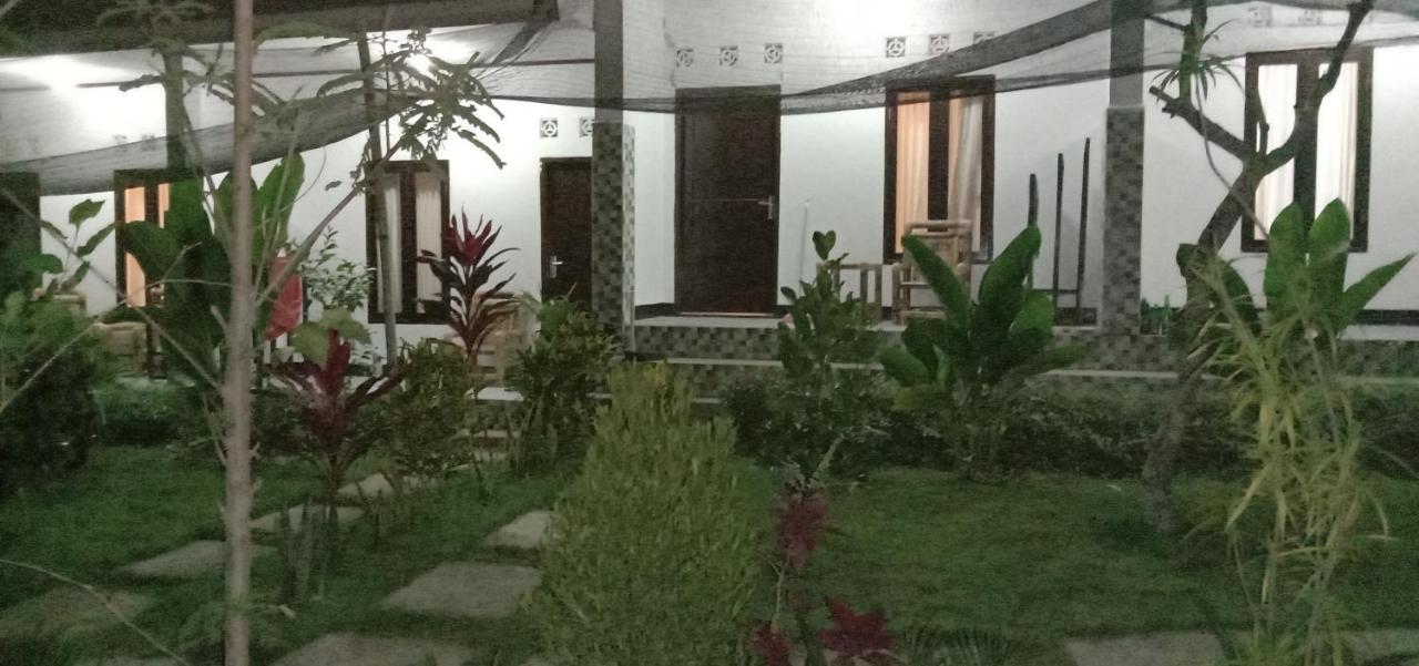 Ariata Arya Hostel Kuta  Luaran gambar
